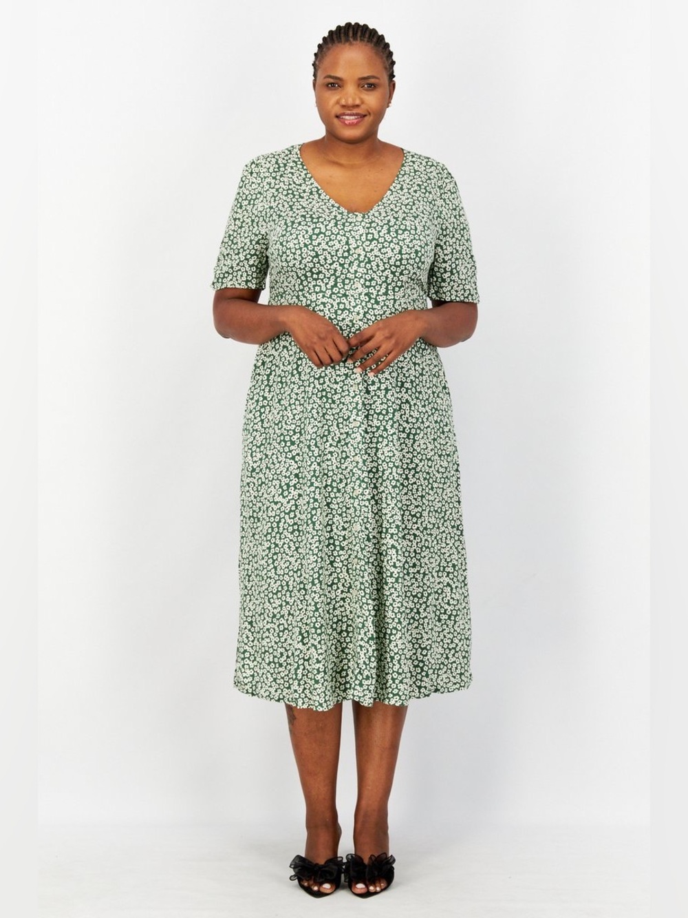 Ava & Viv Green Floral V‑Neck Midi Dress